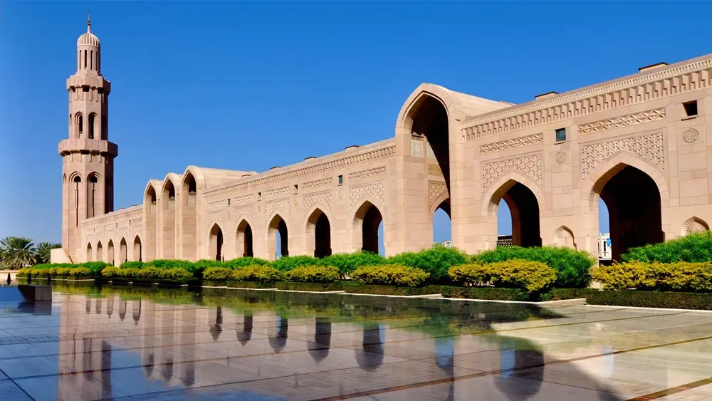 لماذا سلطنة عمان ؟